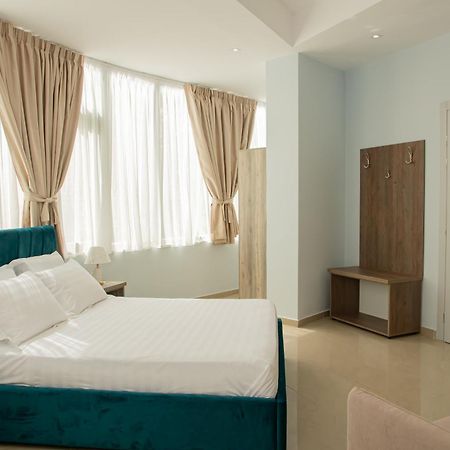 Alv Rent Rooms Влёра Экстерьер фото