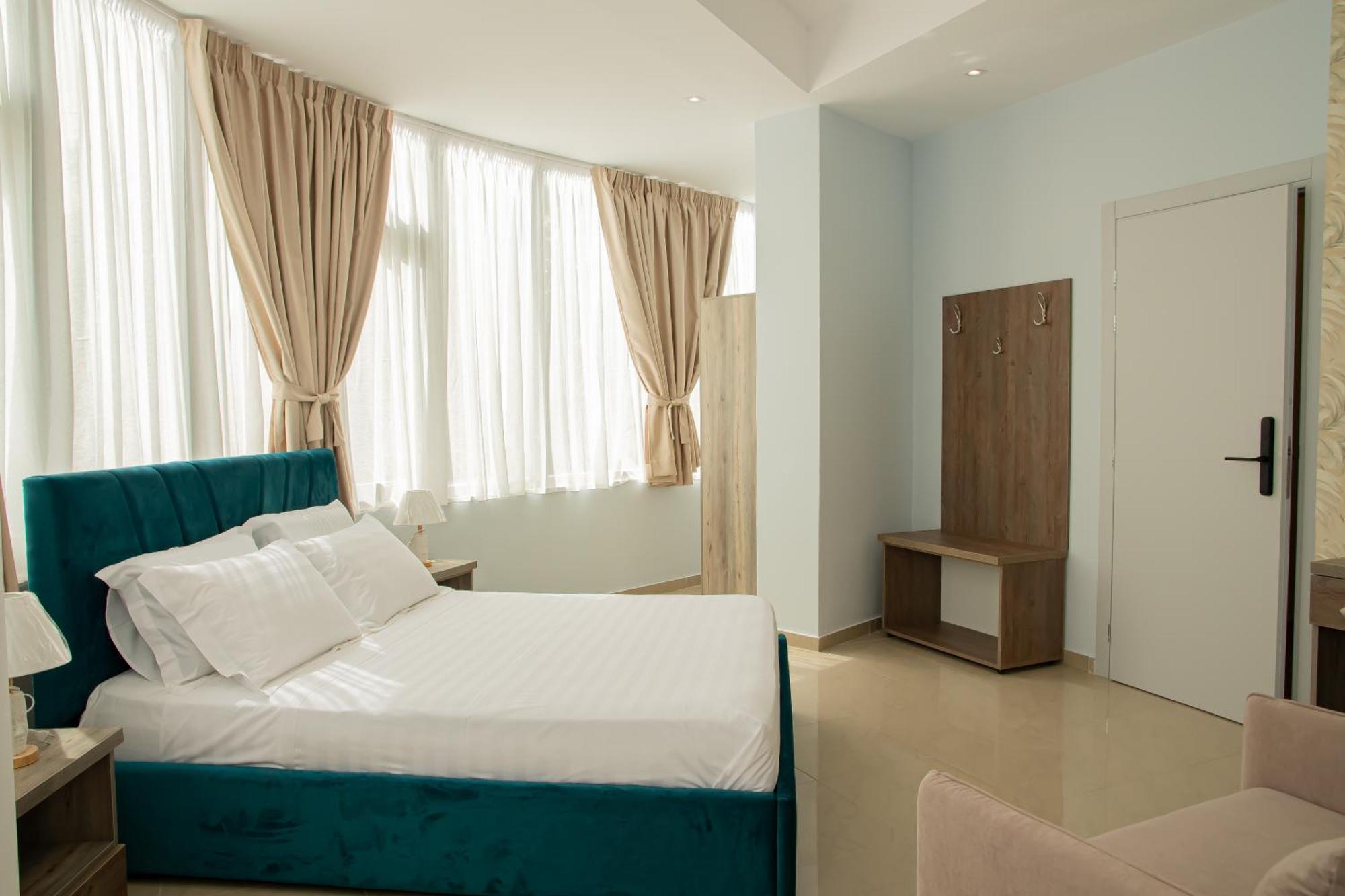 Alv Rent Rooms Влёра Экстерьер фото